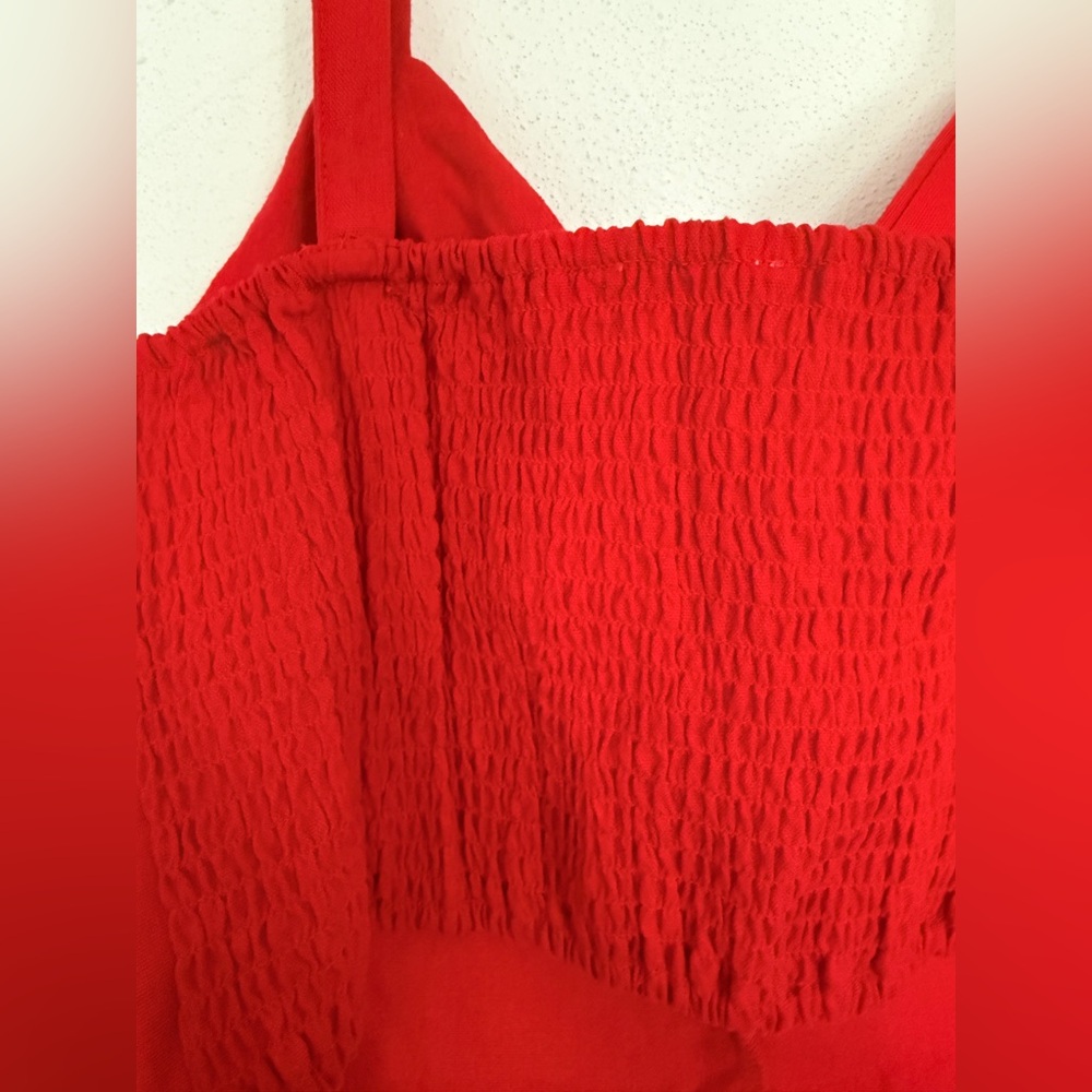 Large Red Button-Front Crop Top - Picture 7 of 11